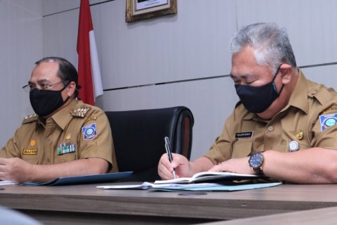 Gubernur Erzaldi : Pemdes dan Kelurahan Harus Aktif Lakukan Pencegahan Penyebaran Covid-19