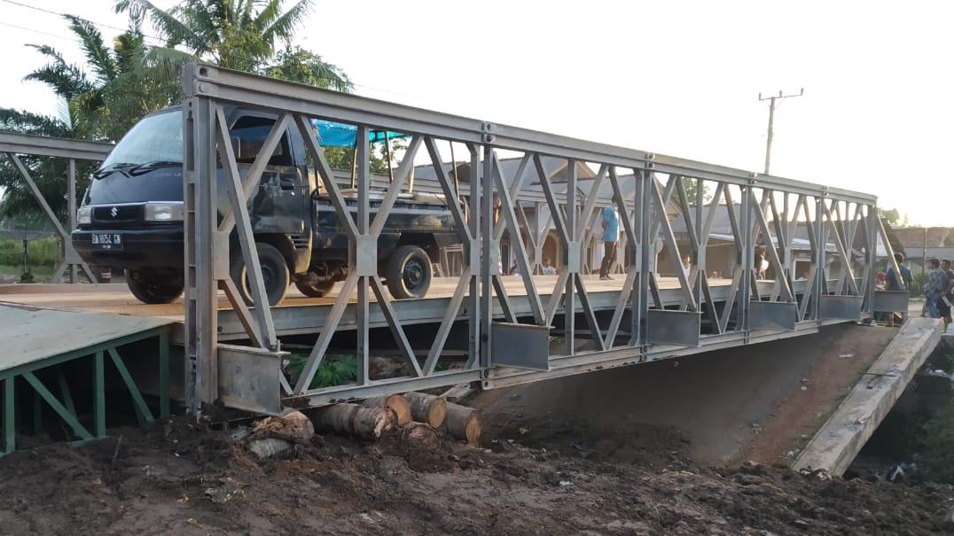 Tiga Hari, BPBD Babel Selesai Pasang Jembatan Bailey